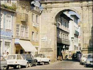 braga02.jpg (14292 bytes)