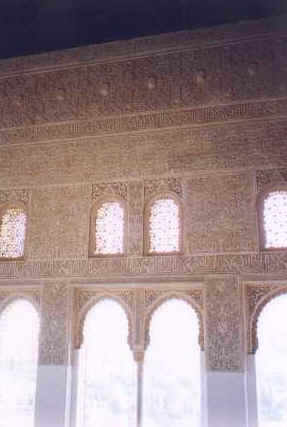 ff019.jpg (12395 bytes)