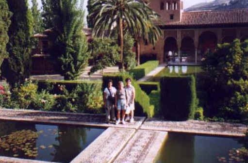 ff028.jpg (25492 bytes)