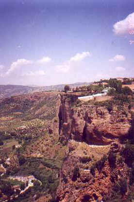 ff050.jpg (16734 bytes)