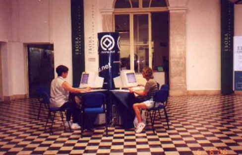 ff078.jpg (21626 bytes)