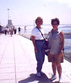 ff089.jpg (11264 bytes)