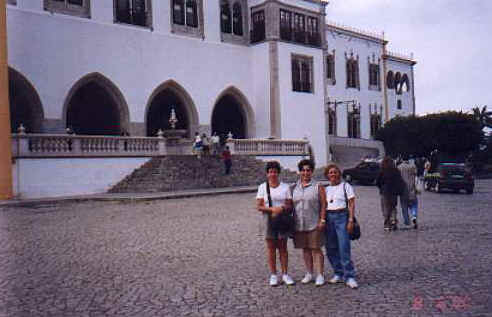 ff092.jpg (19901 bytes)