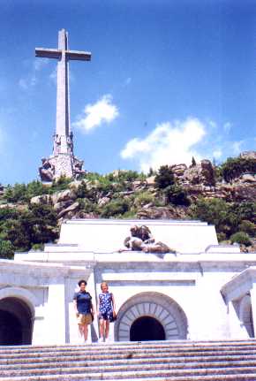 ff201.jpg (17605 bytes)